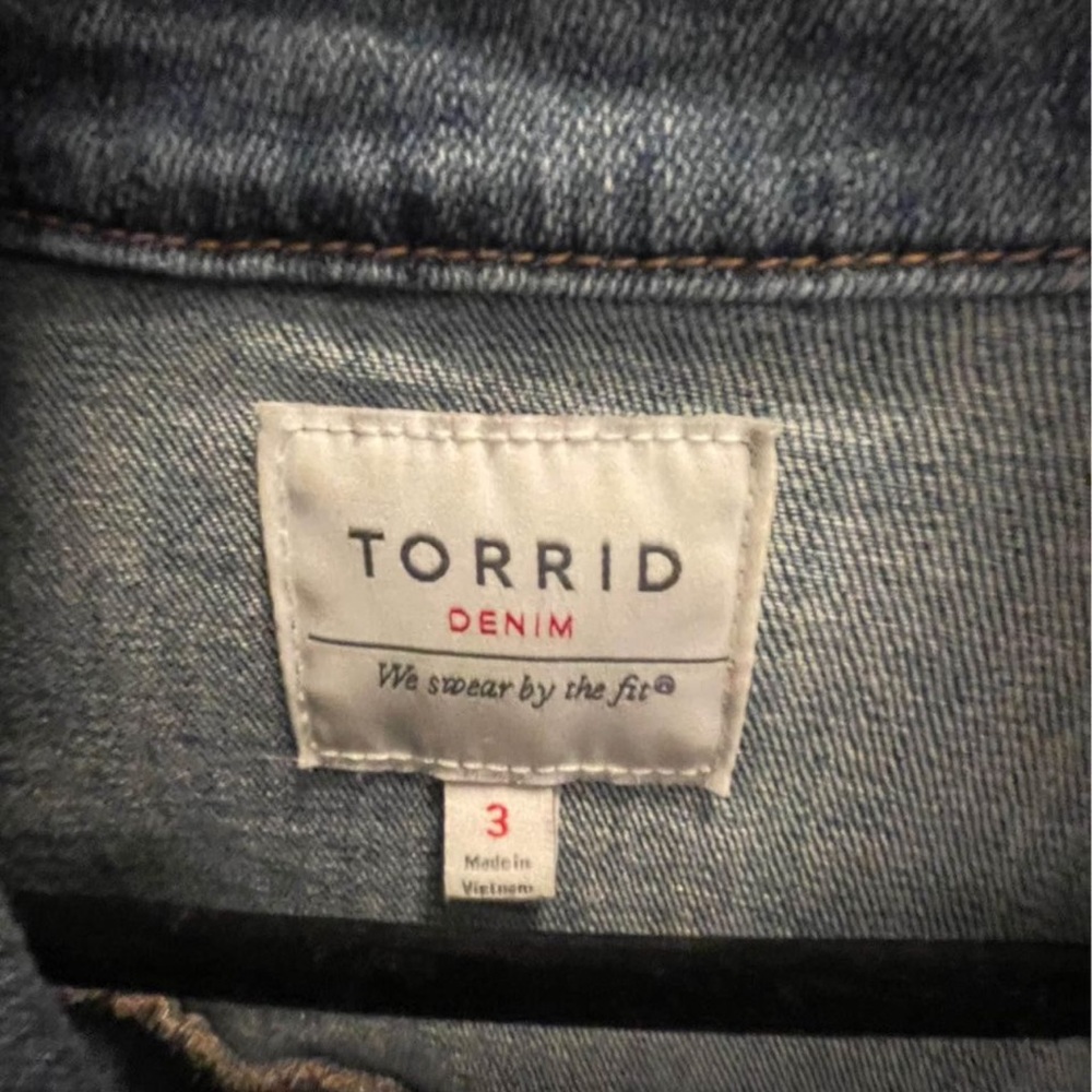 Torrid Size 3 Distressed Denim Jacket